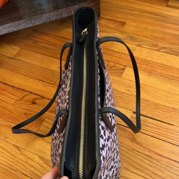 Kate Spade lavender and blue design Tote 💕 - Picture 5 of 14